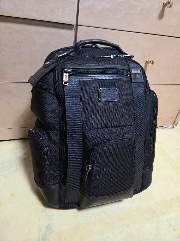 투미 정품 쇼 디럭스 브리프 팩 거의새제품--0