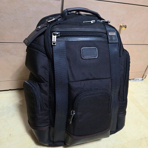 투미 정품 쇼 디럭스 브리프 팩 거의새제품