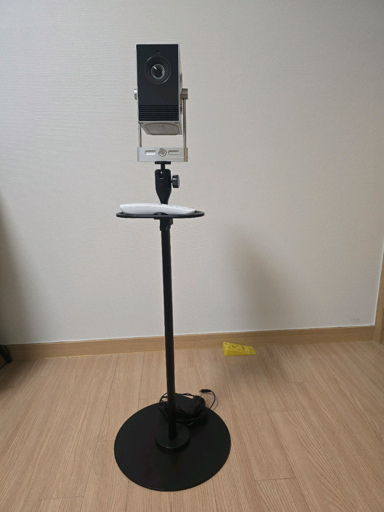 LG 시네빔 큐브 HU710PB 4K 프로젝터 +전용 스탠드 + 전용 케이스--3