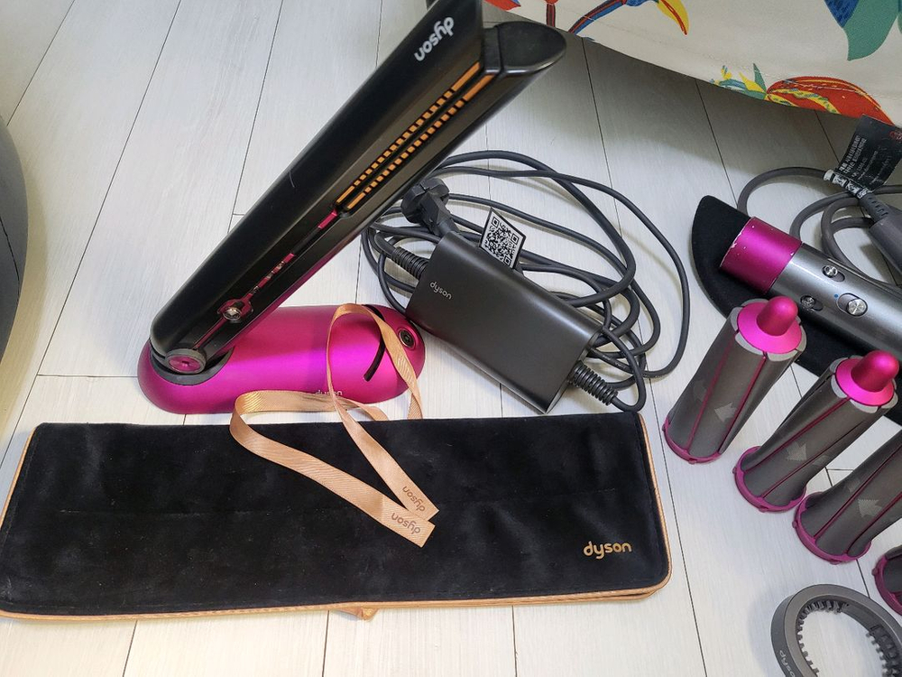 다이슨 코랄 스트레이트너 풀셋 + 에어랩 스타일러 풀셋구성 이미지