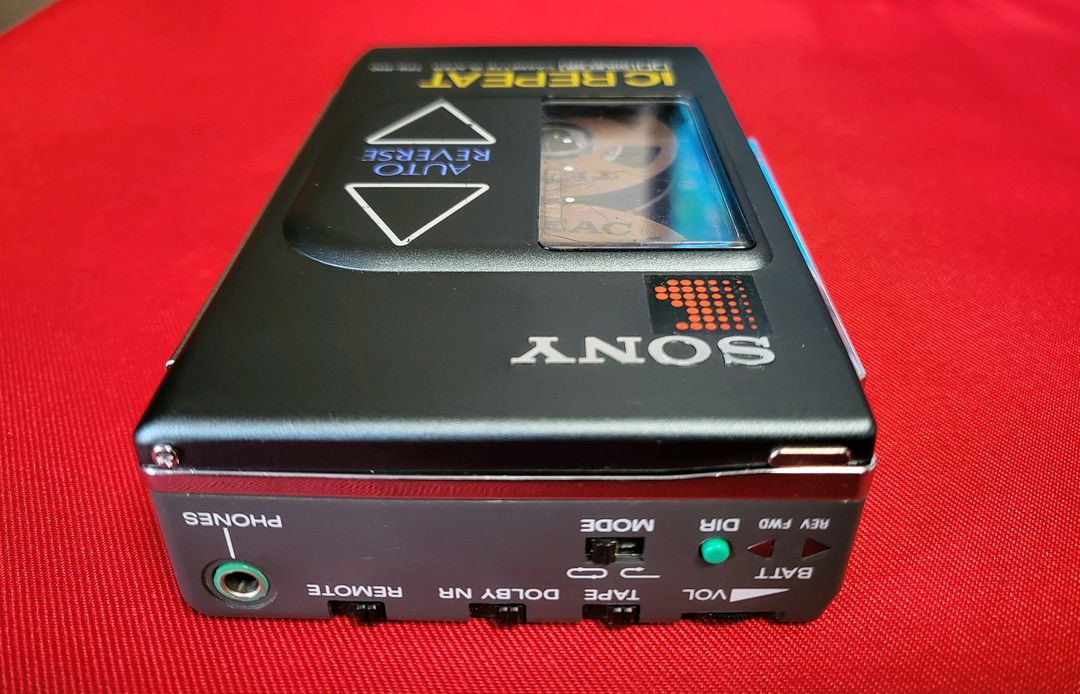 소니워크맨 TPS-R10 깨끗한 정상작동품--2