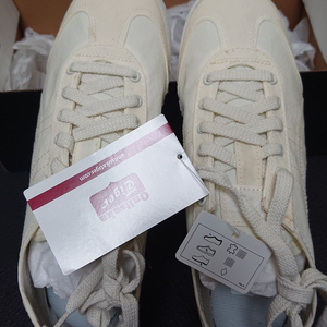 아식스 오니츠카 타이거 멕시코 66 크림화이트