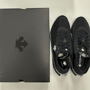 (택배비 포함) 데상트 에너자이트 Z+ 빅사이즈 운동화