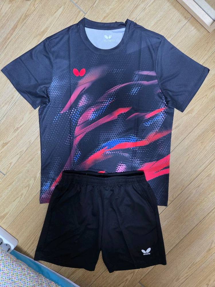 버터플라이 운동복 탁구복 탁구유니폼 상하의 한벌세트 새상품 판매--1