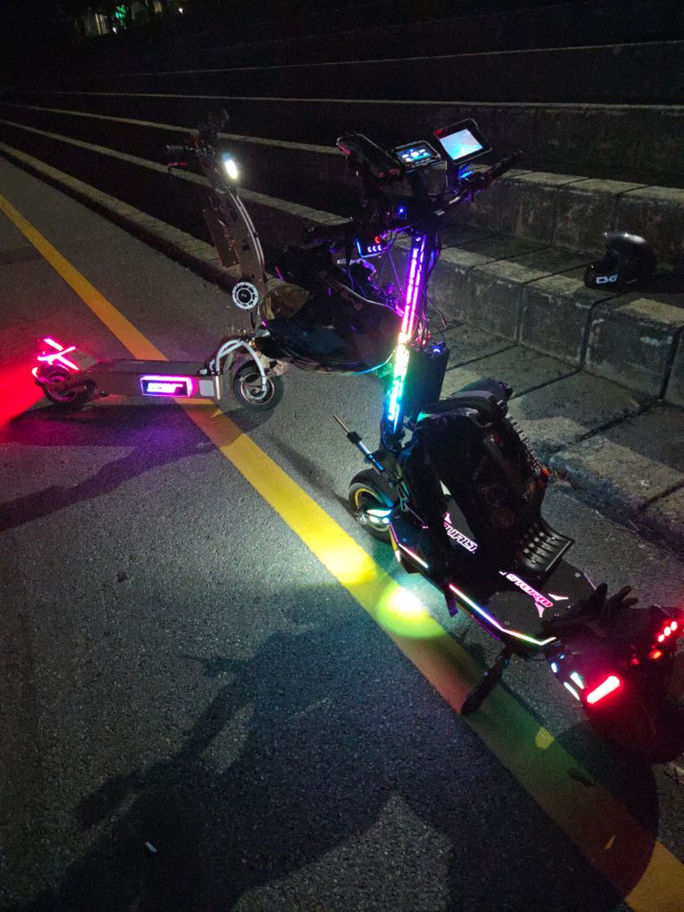 듀얼트론 스톰LTD(스톰리미티드.스톰리밋) 전동킥보드 이미지