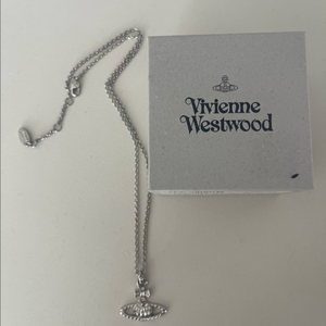 비비안웨스트우드목걸이
