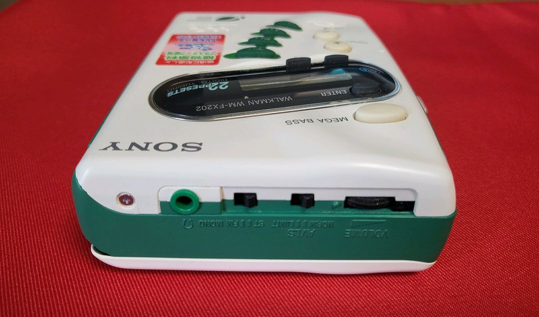 소니워크맨 WM-FX202 정상작동품--2