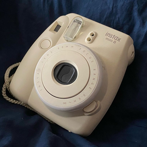 인스탁스 미니8 필름카메라 이미지