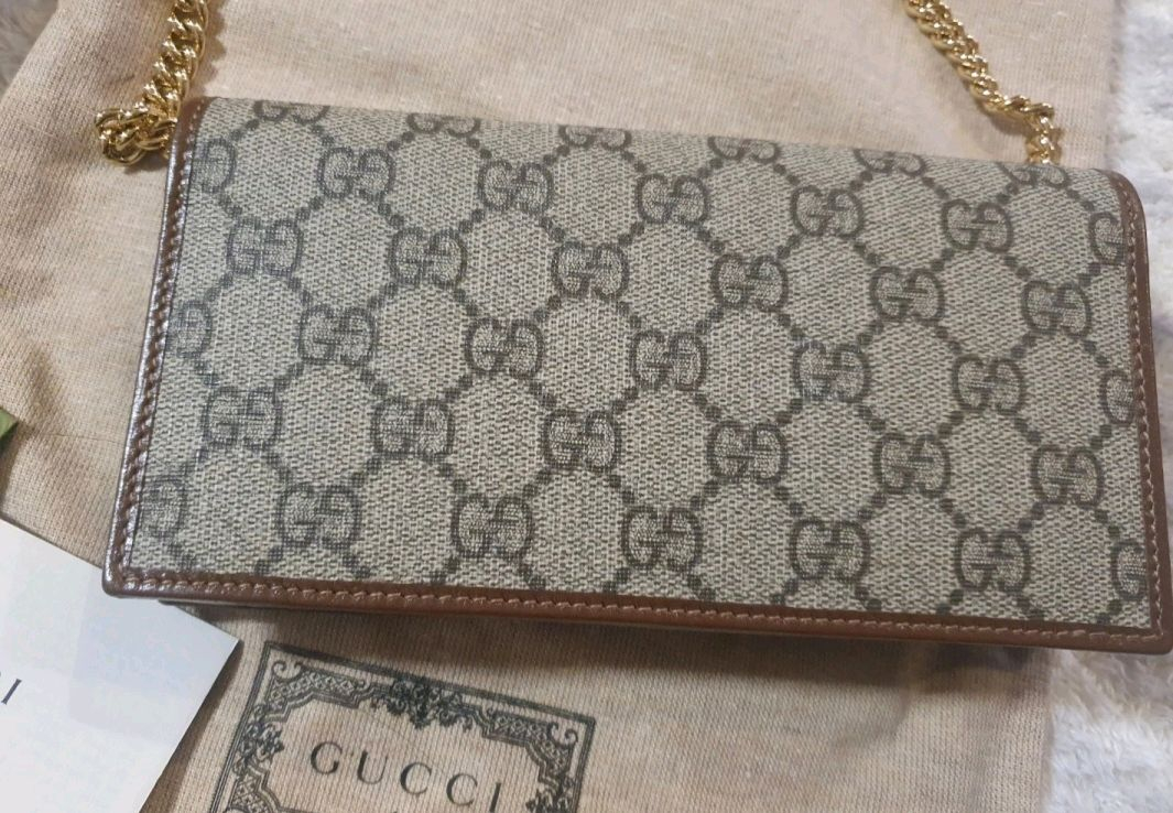 GG 캔버스 호스빗 클러치백--2