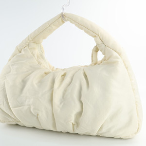 헤이그 haag 어 덤플링 백 스몰 크림