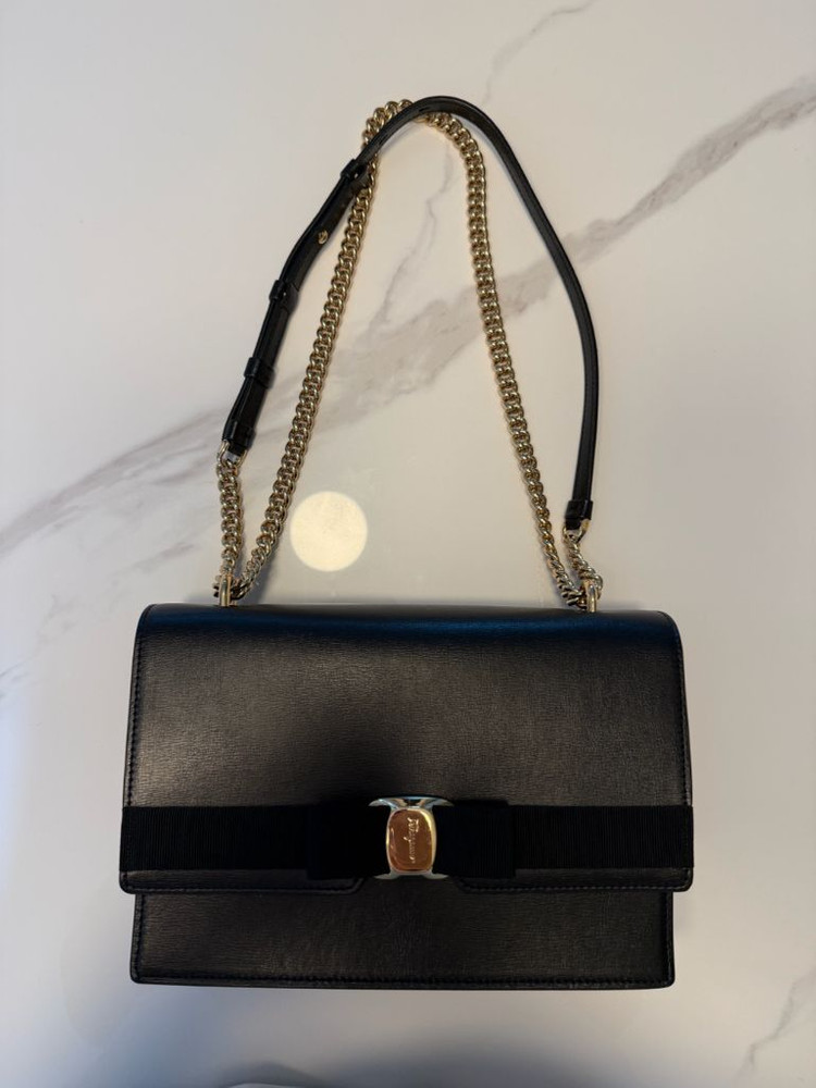 페라가모 바라 플랩 체인 숄더백 새상품--0