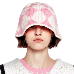 OIOI 다이아몬드 패턴 버킷햇