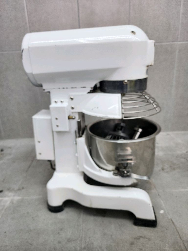 AWA 업소용 버티컬 반죽기 10리터 판매--1