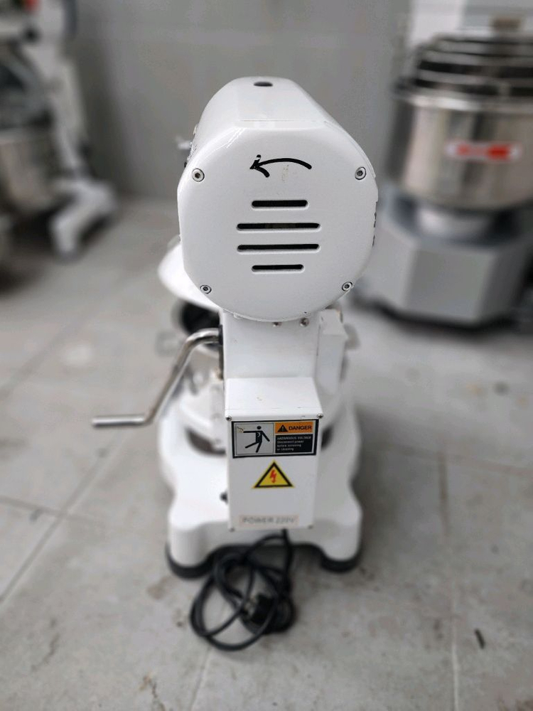 AWA 업소용 버티컬 반죽기 10리터 판매--3