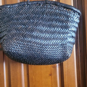 드래곤 가죽 짜임 토트백