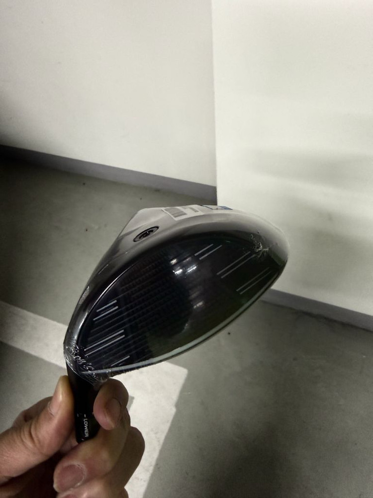 테일러메이드 Qi4D Max 드라이버 9도 S샤프트 팝니다. 이미지