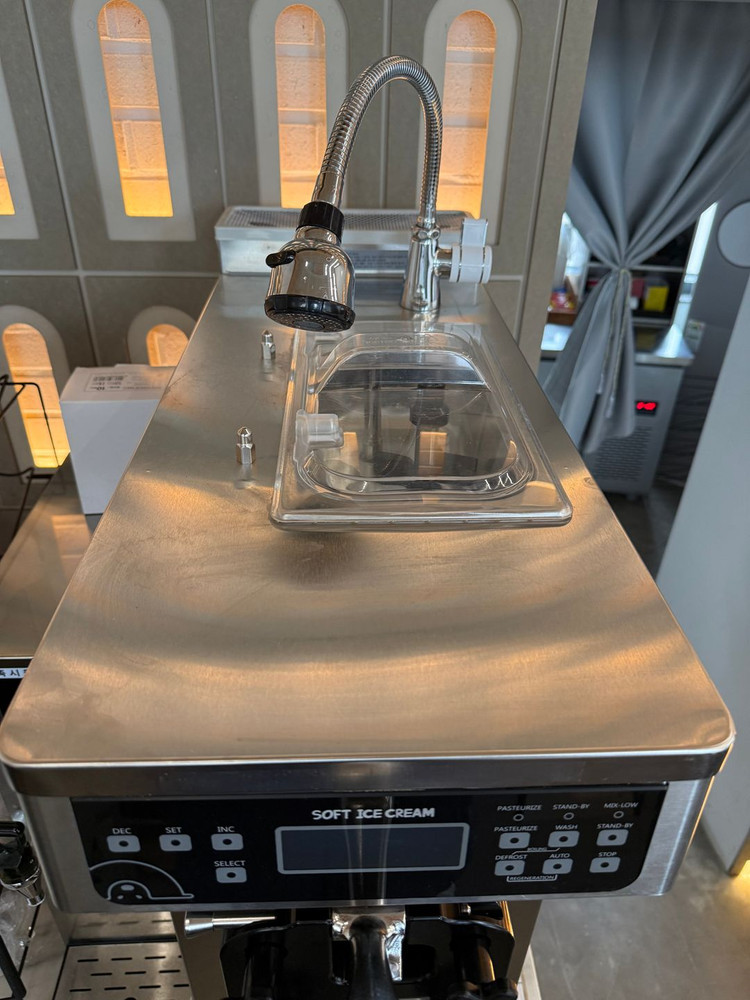 아이스트로 ISI-161TH 소프트아이스크림 기계 판매합니다--1