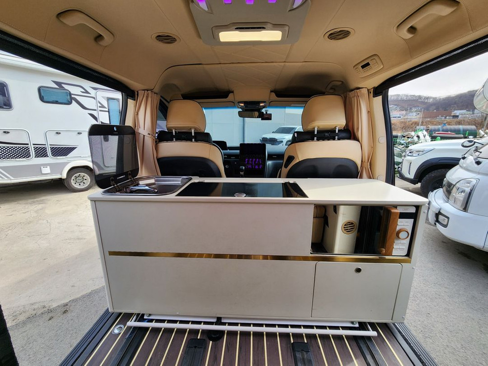 캠핑카마스터 6인승 스타리아 4WD 캠핑카--6