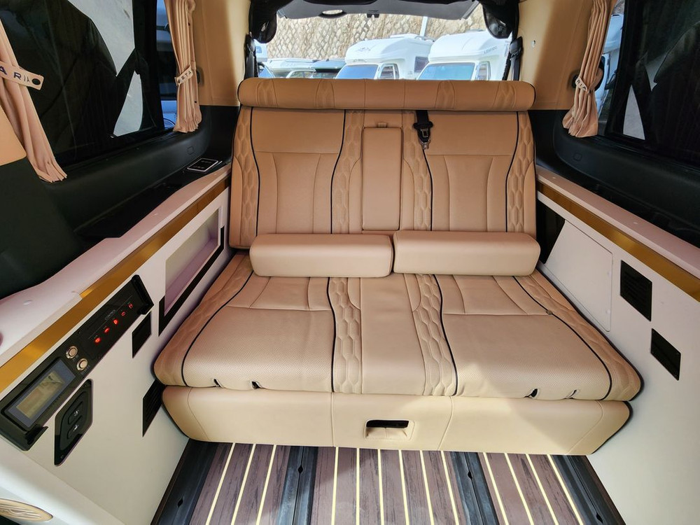 캠핑카마스터 6인승 스타리아 4WD 캠핑카--8