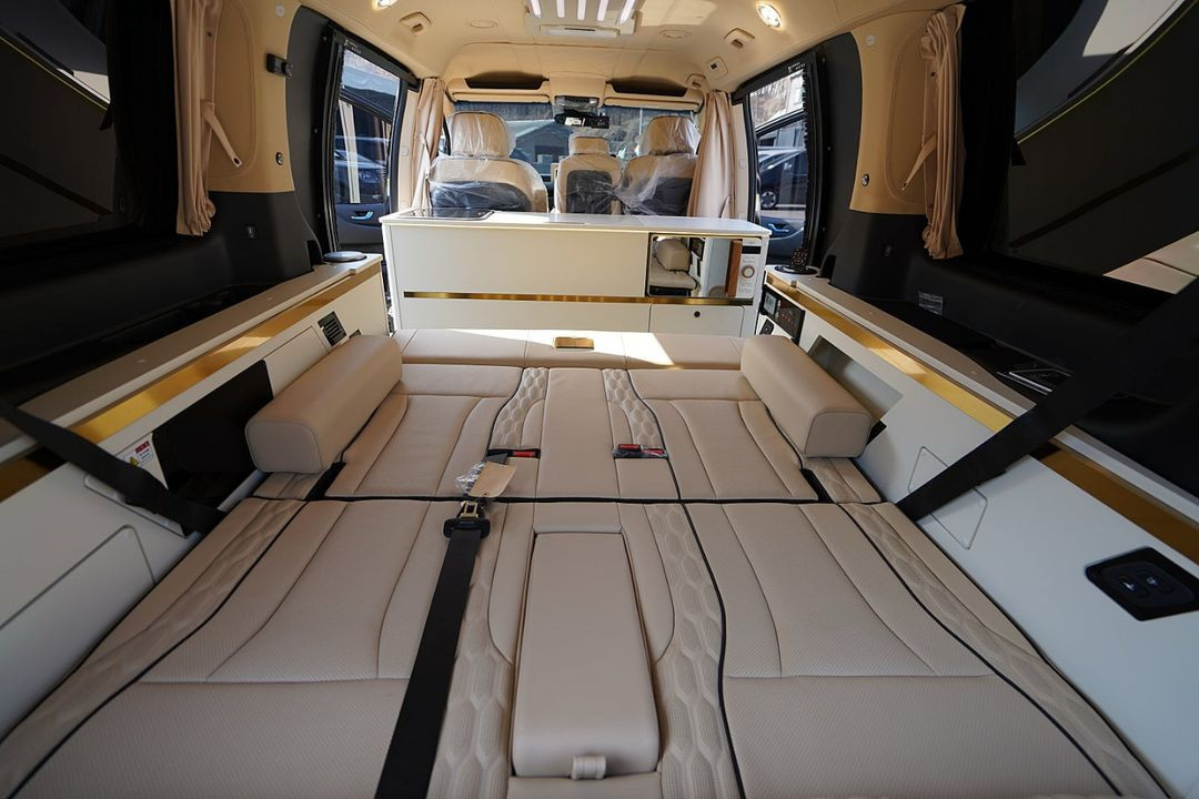 캠핑카마스터 6인승 스타리아 4WD 캠핑카--9