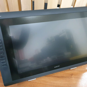 와콤 신티크 액정타블렛 DTK-2200\K 본체단품