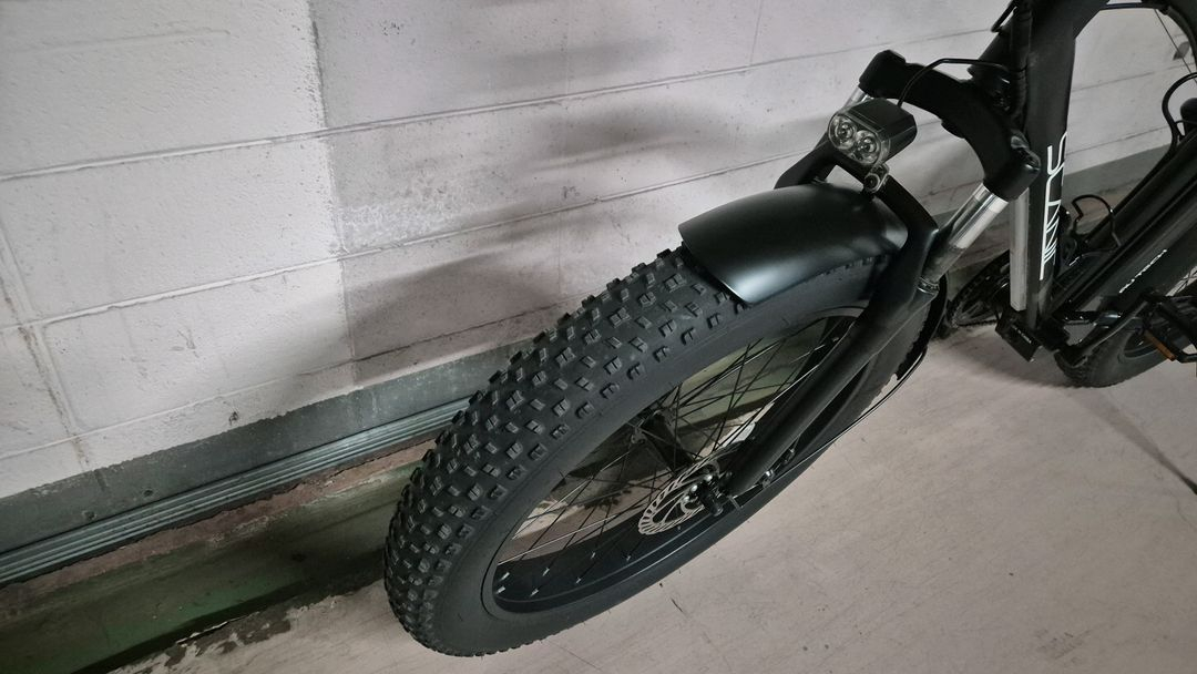 AU테크 스카닉 F100 36V 10ah 전기자전거 팝니다--3