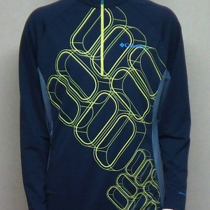 등산 고급 브랜드 콜럼비아 정품. 옴니위크 고기능성 반집업 긴팔 티셔츠입니다. 색상 이뻐요~