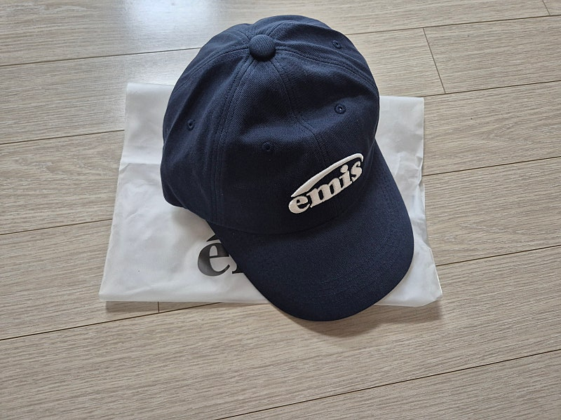 쿨거래시 4만3천택포! 오늘발송! 미착용 새제품 EMIS 이미스 모자--3