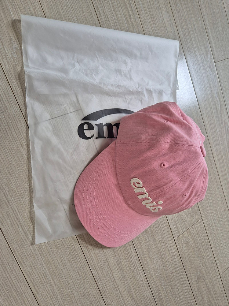 쿨거래시 4만3천택포! 오늘발송! 미착용 새제품 EMIS 이미스 모자--8