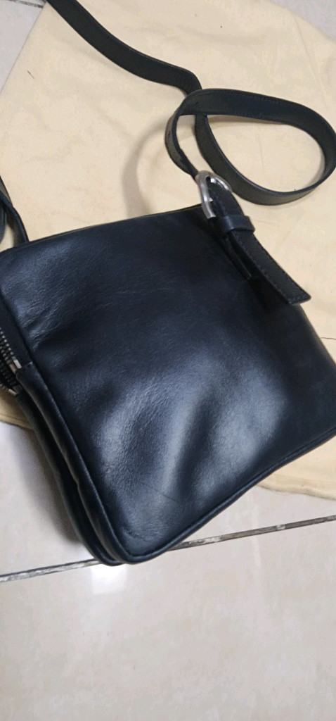 미닛뮤트 스퀘어 크로스백 이미지