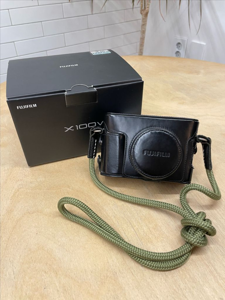 후지필름 x100v 실버 풀박스+케이스+스트랩+필터+메모리카드+배터리2--1