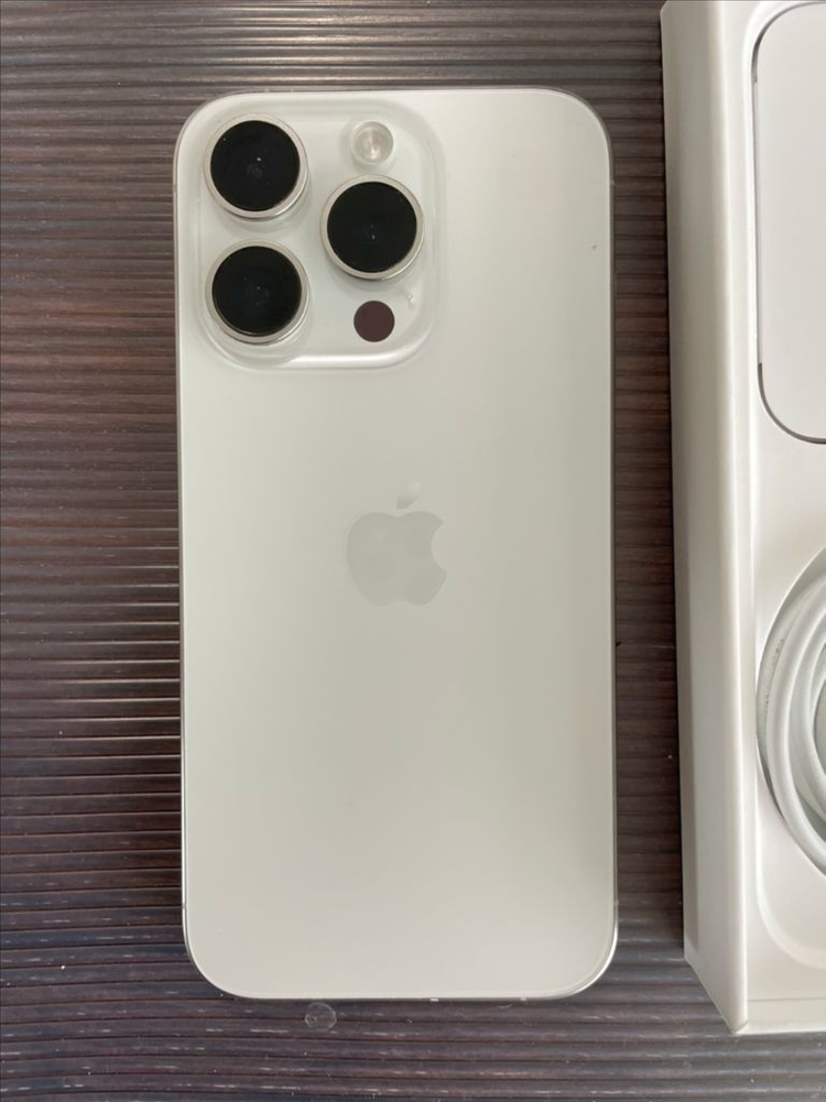 아이폰15프로 512GB 화이트--1