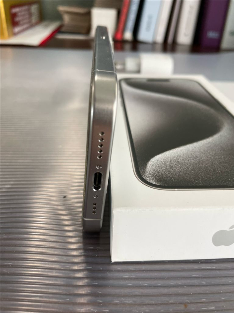 아이폰15프로 512GB 화이트--3