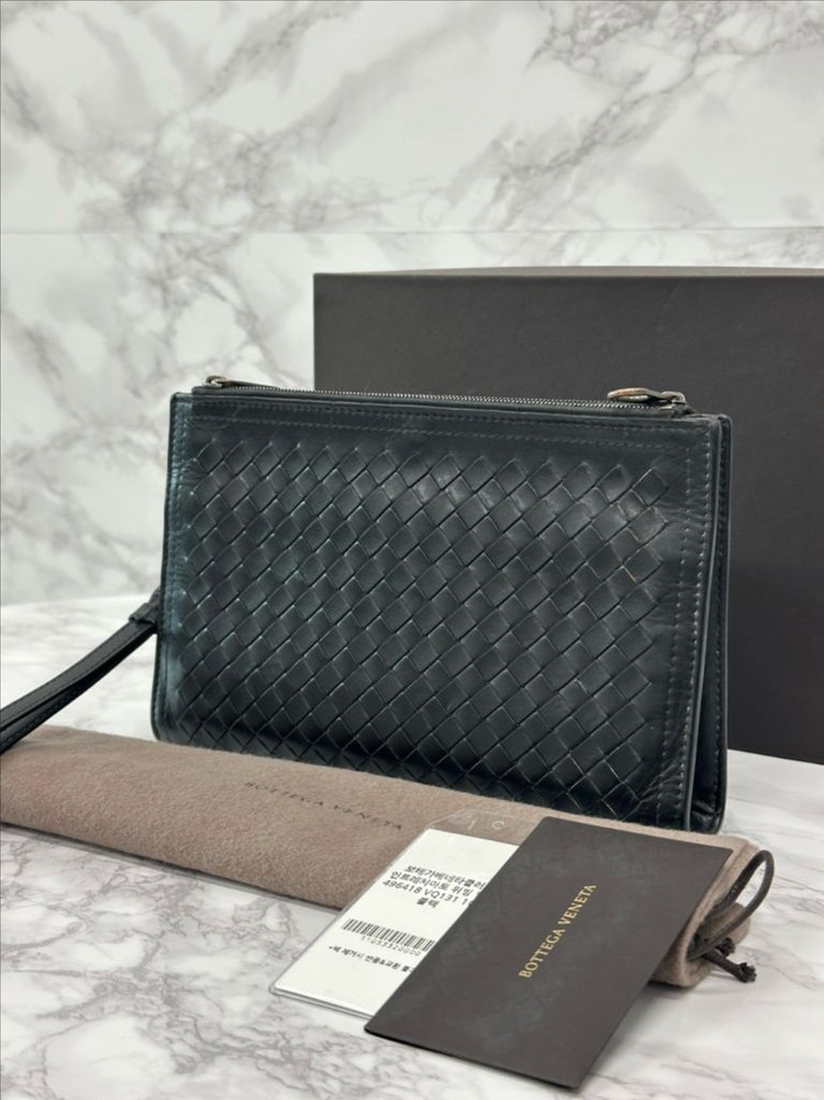 보테가베네타 인트레치아 클러치--1