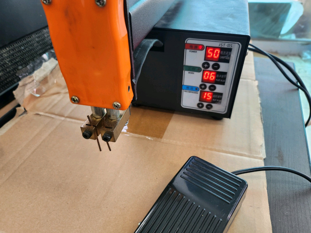 AC 18650 스팟 용접기 발판패드 포함 상태좋음 경기광주 택배가능--4