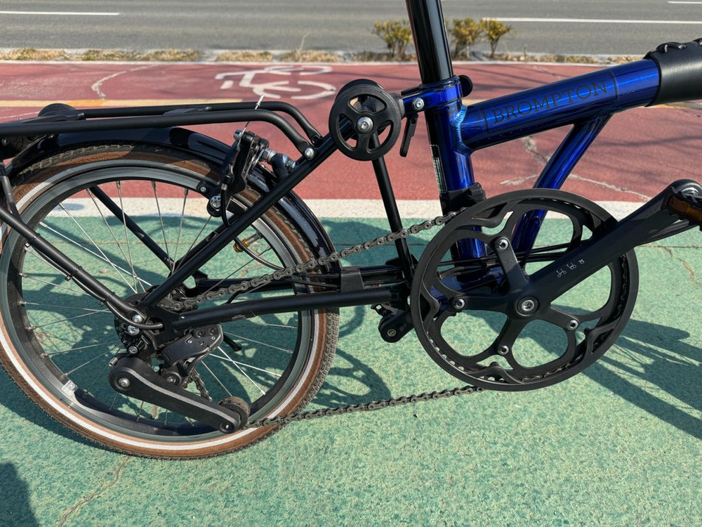 25년 브롬톤 p라인 일렉트릭 4단--2