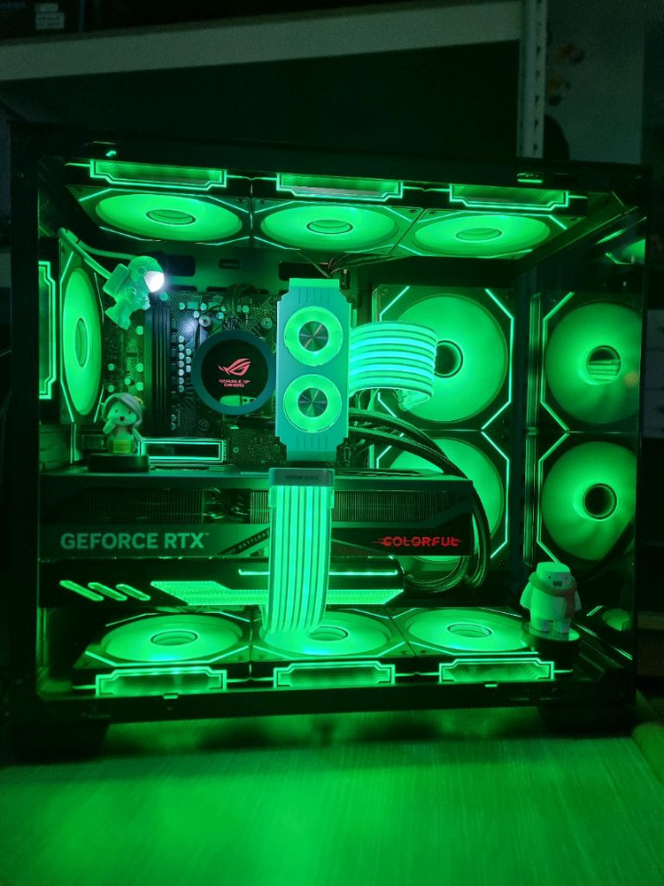 고사양 라이젠 7800X3D, RTX 4070 TI SUPER 컴퓨터 팝니다.--6