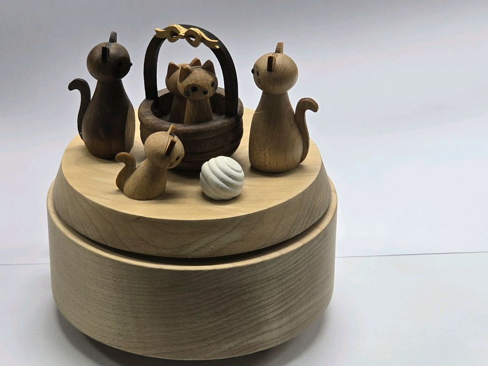 (배송비 포함)_(원목 오르골)우더풀라이프 그리팅 키티--4