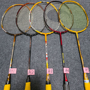 경기용 선수용 카본 배드민턴 라켓 택포5만원에 판매합니다