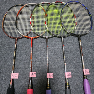 경기용 선수용 배드민턴 라켓 택포5만원에 판매합니다