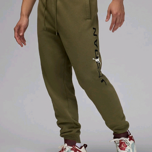 조던 에센셜 기모 조거바지 80사이즈(허리32인치정도)카키 새제품 9만원