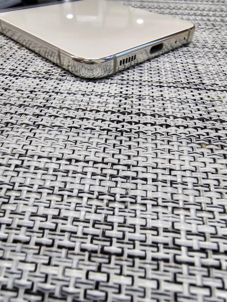 (검수완료) 갤럭시 플립5 256G 크림 24년 3워개통 정상해지공기계 28만팝니다@@@--7