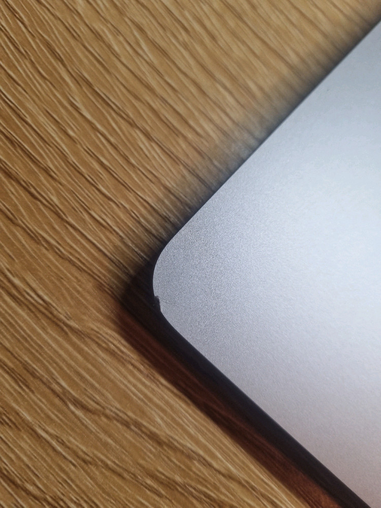 맥북 에어 m2 13인치 8램 256기 2월 25일까지 팔고 내림--4