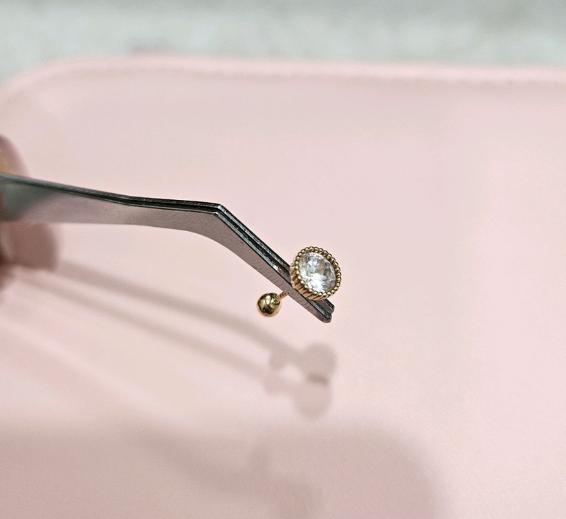 14k 골드 크리스탈 볼드 피어싱--2