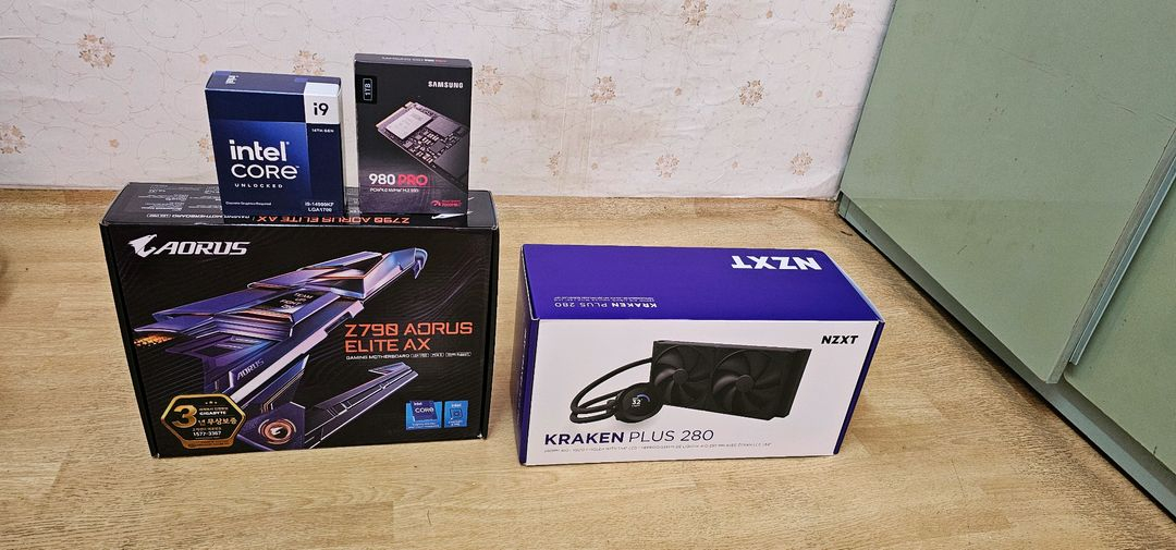 인텔 i9 - 14900KF 반본체 판매합니다--6