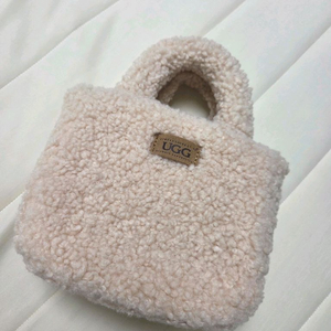 어그 양털 미니 토트백