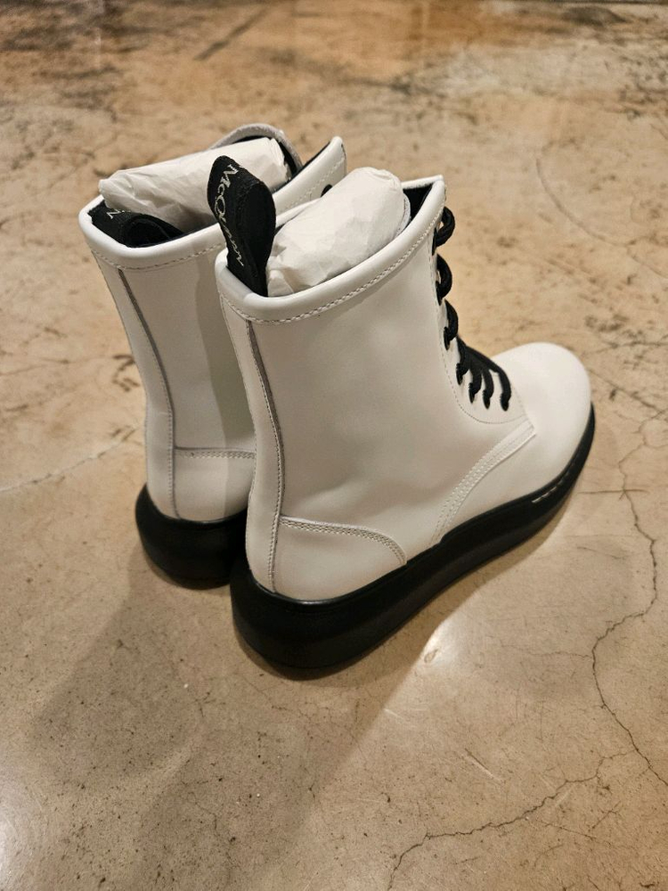 알렉산더 맥퀸 여성 앵클 부츠 화이트 미착용 새상품 사이즈 37--3