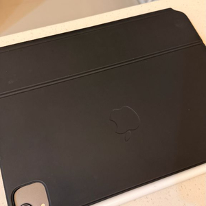 태블릿 11인치 1세대 64GB + 매직키보드 + 애플펜슬