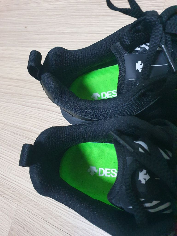 데상트 어반 블레이즈 운동화 240 이미지