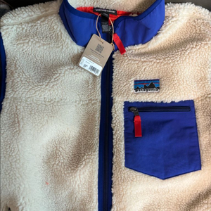 파타고니아 클래식 레트로X 베스트 다크 내츄럴